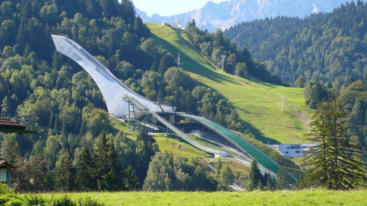 Apartment Bergblick Garmisch-Partenkirchen Ngoại thất bức ảnh